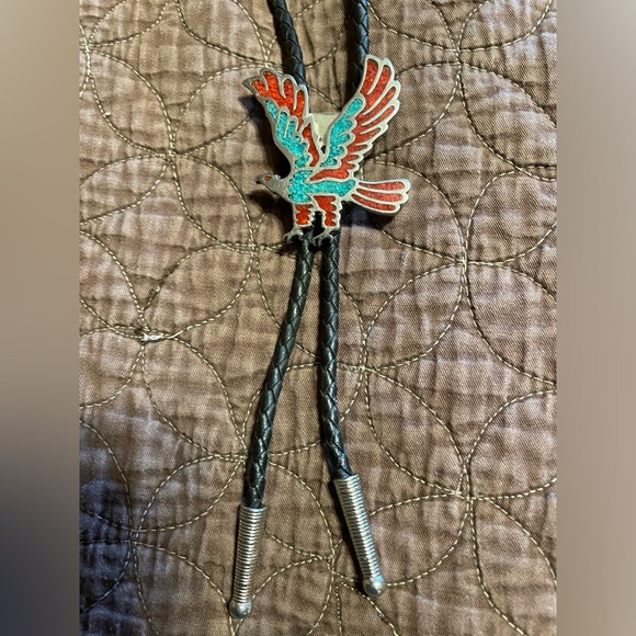 Bolo turquoise and coral inlay chips in silver tone men’s accessory - Picture 1 of 4